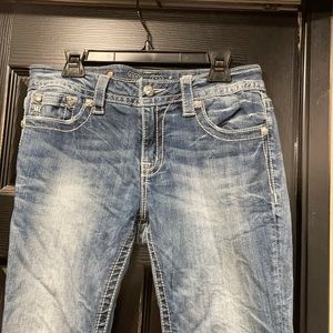 Miss Me boot cut mid-rise no holes